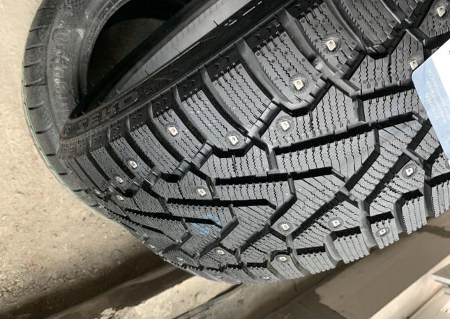 Pirelli Ice Zero 2 255/35 R20