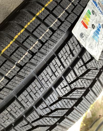 Hankook Winter I&#39;Cept Evo2 W320 255/45 R19