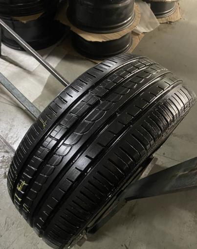 Pirelli P Zero Rosso 225/45 R17