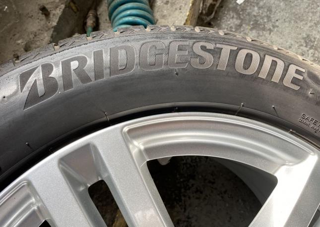 Bridgestone Alenza 001 235/55 R18 100V