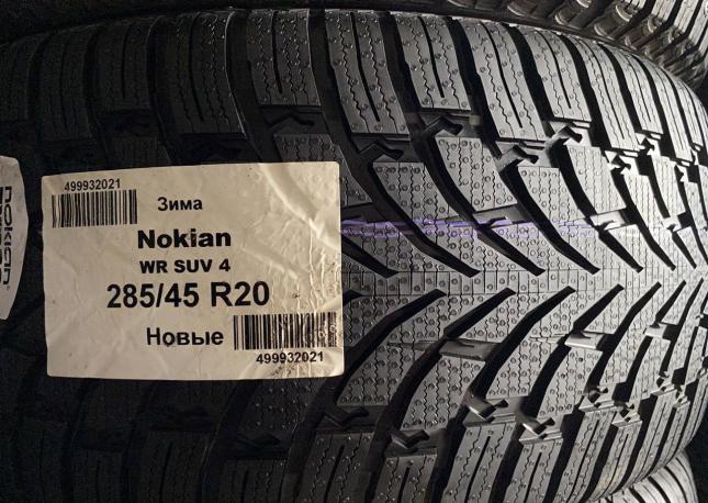 Nokian Tyres WR A4 285/45 R20 112V