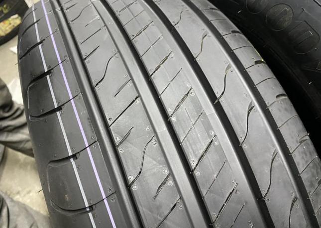 Goodyear EfficientGrip 275/60 R20 115H