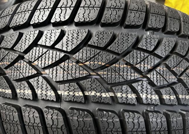 Dunlop SP Winter Sport M3 215/40 R17