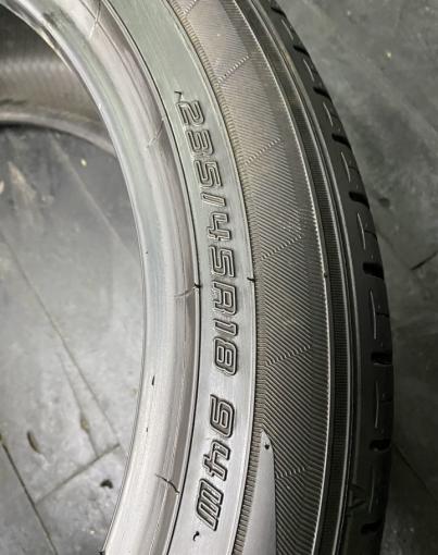 Dunlop SP Sport LM705 235/45 R18