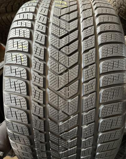 Pirelli Scorpion Winter 315/30 R21 105V