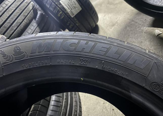 Michelin Pilot Sport PS2 285/40 R19 103Y