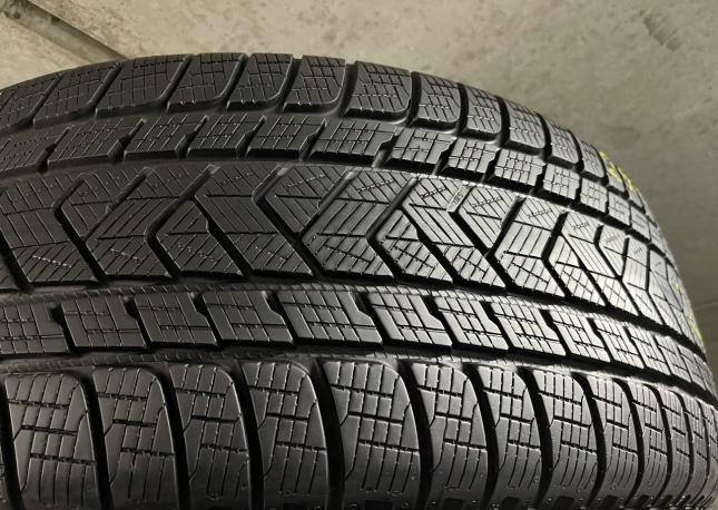 Pirelli Scorpion Winter 2 285/40 R22 V