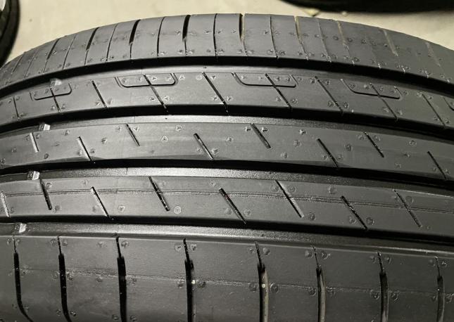 Goodyear EfficientGrip Performance 215/60 R17 96H