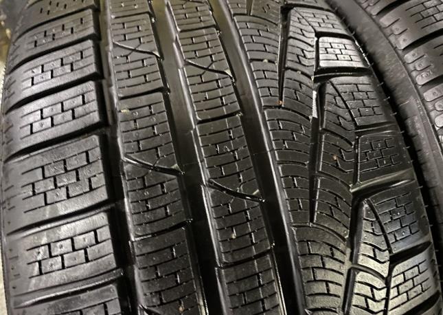 Pirelli Sottozero Winter 240 235/40 R18 91V