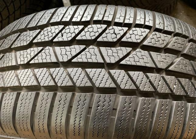 Continental ContiWinterContact TS 830 P 235/55 R17 99H