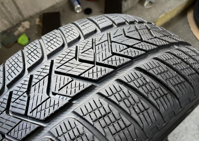 Pirelli Scorpion Winter 255/45 R20 101V