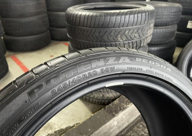 Bridgestone Potenza RE050A 245/40 R20 и 275/35 R20 Y