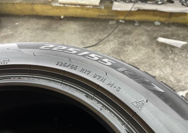 Pirelli Winter Sottozero 3 225/55 R17