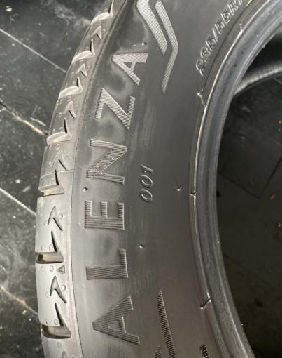 Bridgestone Alenza 001 235/55 R18