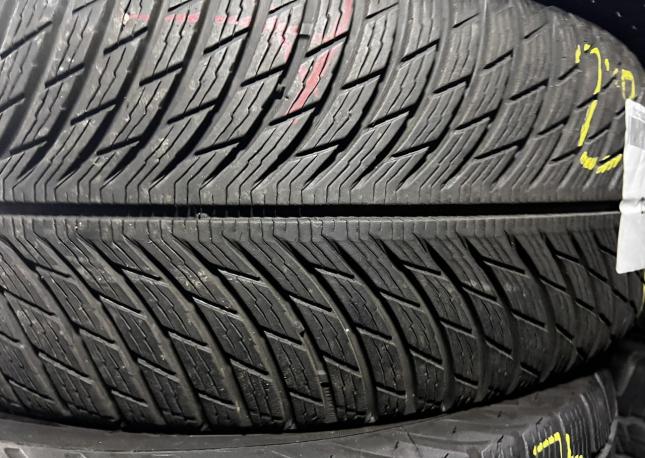 Michelin Pilot Alpin 5 235/55 R17