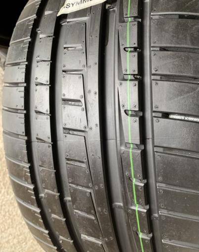 Goodyear Eagle F1 Asymmetric 3 245/35 R20 и 275/30 R20 97Y