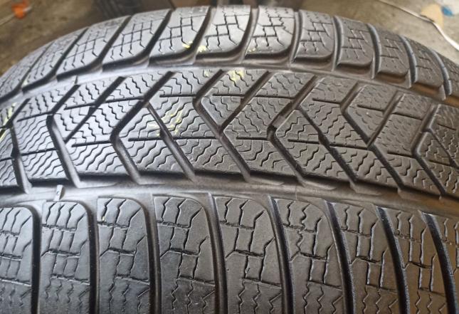 Pirelli Winter Sottozero 3 245/35 R21