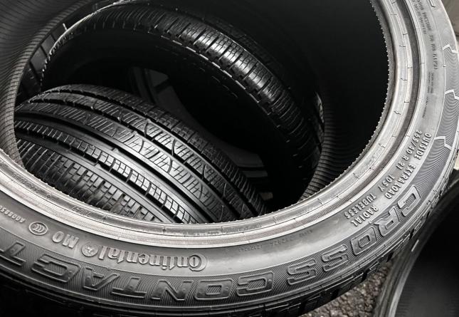 Continental ContiCrossContact UHP 265/40 R21