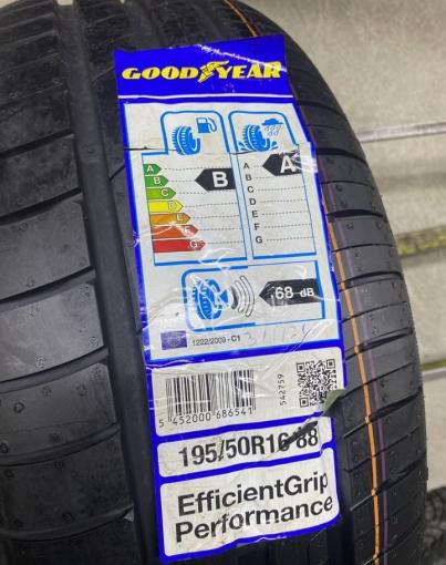 Goodyear UltraGrip Performance 195/50 R16