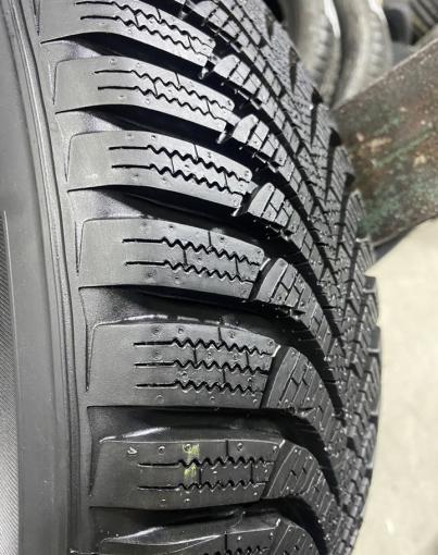 Hankook Winter I&#39;Cept RS2 W452 215/65 R15