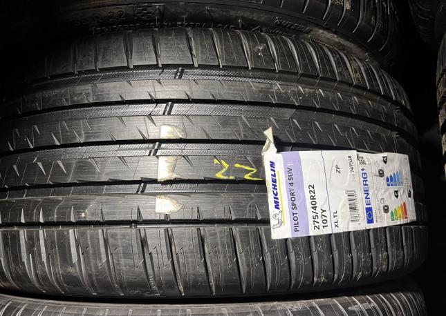 Michelin Pilot Sport 4 S 315/35 R22 и 275/40 R22