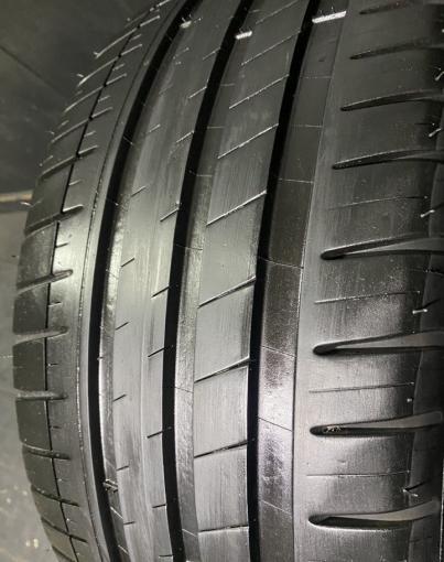 Michelin Pilot Sport 3 255/40 R19