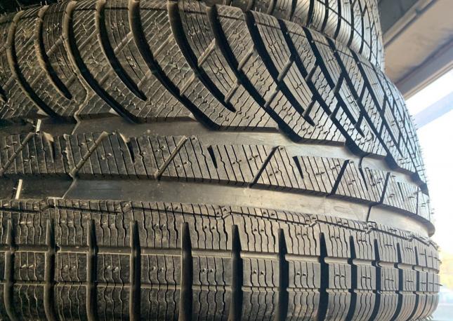 Michelin Pilot Alpin PA4 245/45 R19 и 275/40 R19