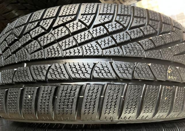 Pirelli Winter Sottozero 255/40 R18