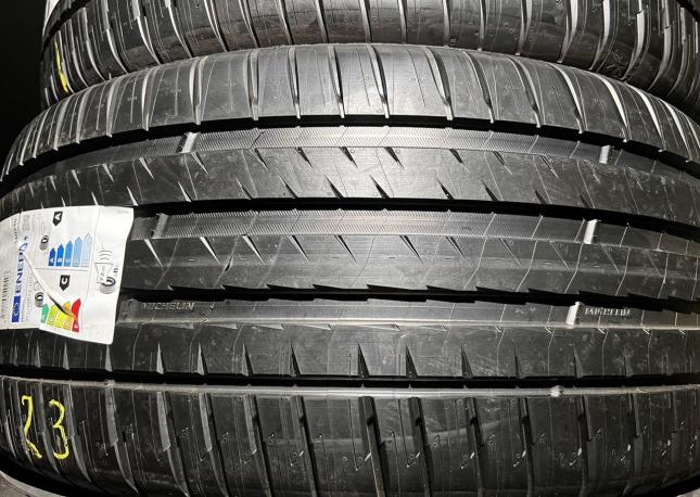 Michelin Pilot Sport 4 SUV 265/40 R21