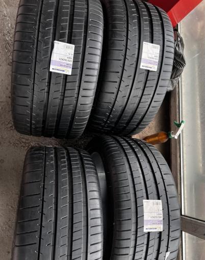 Michelin Pilot Super Sport 285/35 R21 и 325/30 R21