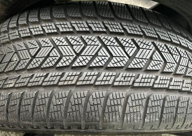 Pirelli Winter Sottozero 3 315/40 R21