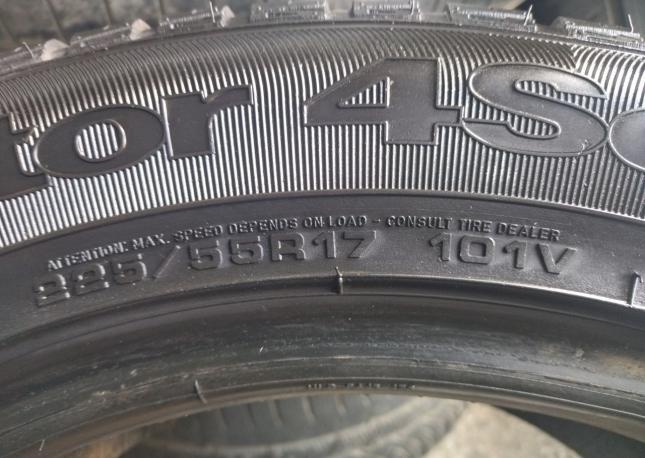 Goodyear Vector 4Seasons 225/55 R17 101V