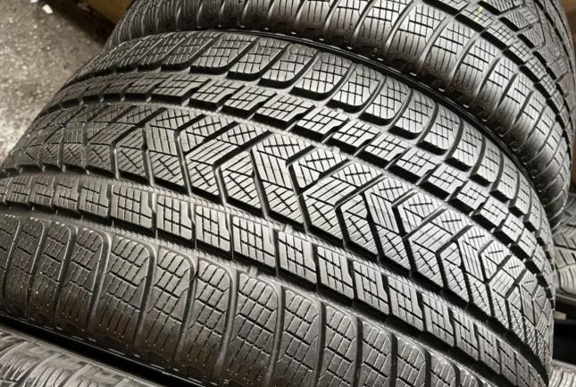 Pirelli Scorpion Winter 275/40 R21 и 305/35 R21 V