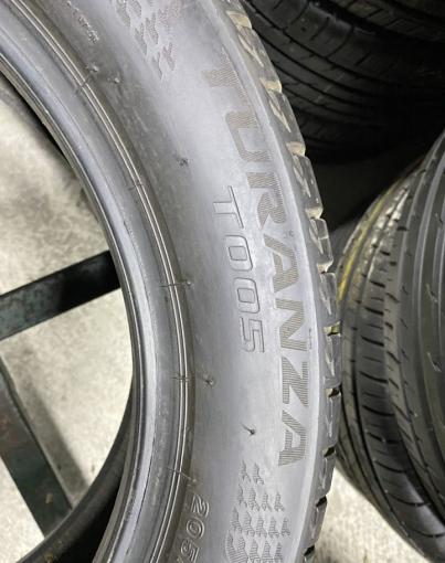 Bridgestone Turanza T005 215/55 R17