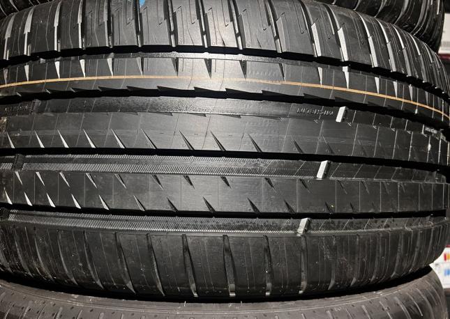 Michelin Pilot Sport 4 SUV 255/40 R21