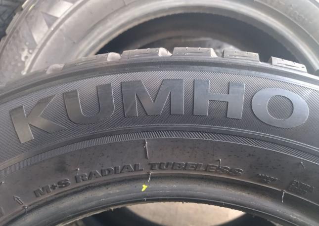 Kumho Solus HA31 235/50 R17 103V