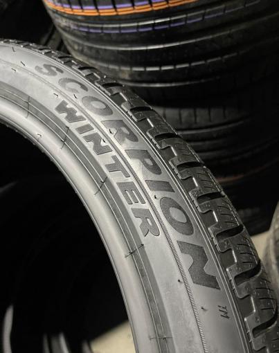 Pirelli Scorpion Winter 285/35 R22 и 315/30 R20 V