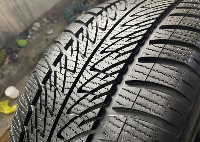 Goodyear UltraGrip 8 Performance 285/45 R20 112V