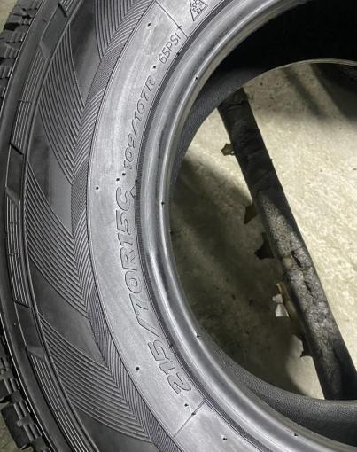 Hankook Winter RW06 215/70 R15C