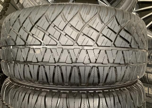 Michelin Latitude Cross 285/45 R21