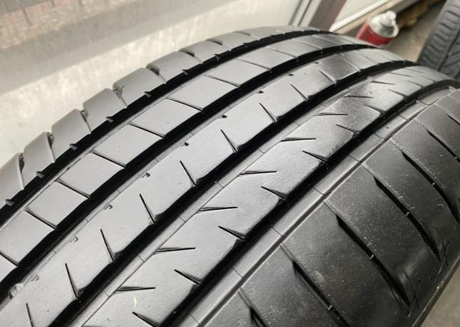 Bridgestone Alenza 001 235/55 R20 102V