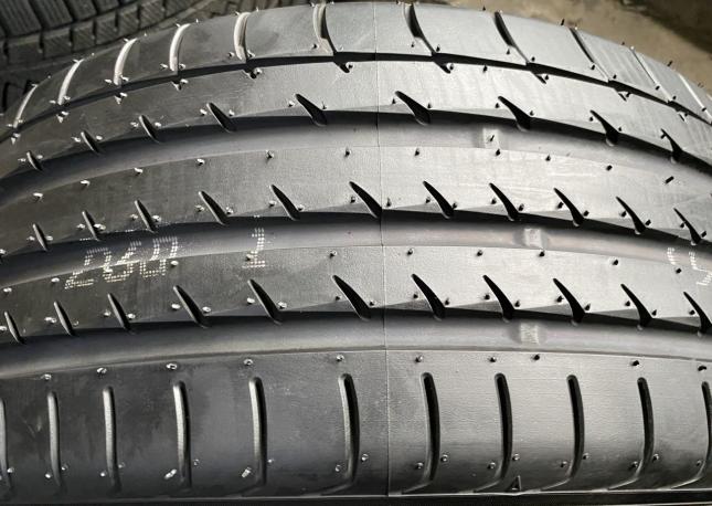 Yokohama Advan Sport V105 225/40 R19 93Y