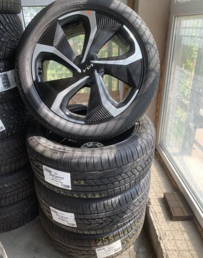 Goodyear Excellence 255/45 R20 101W