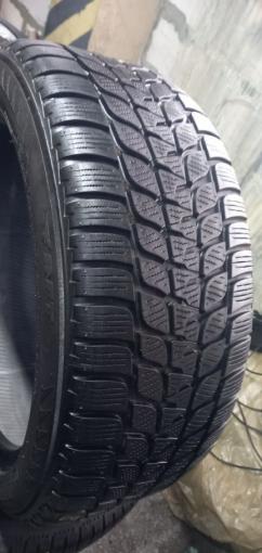 Bridgestone Blizzak LM-25 245/45 R18 96V