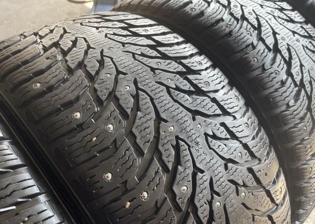 Nokian Tyres Hakkapeliitta 9 SUV 285/40 R21 109T