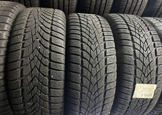 Dunlop SP Winter Sport 4D ROF 235/50 R18