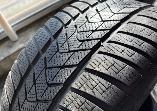 Pirelli Winter Sottozero 3 245/40 R19 и 275/35 R19 100V