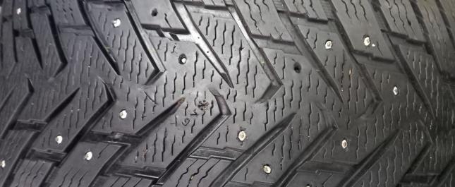 Nokian Tyres Hakkapeliitta 8 SUV 295/40 R20 110T