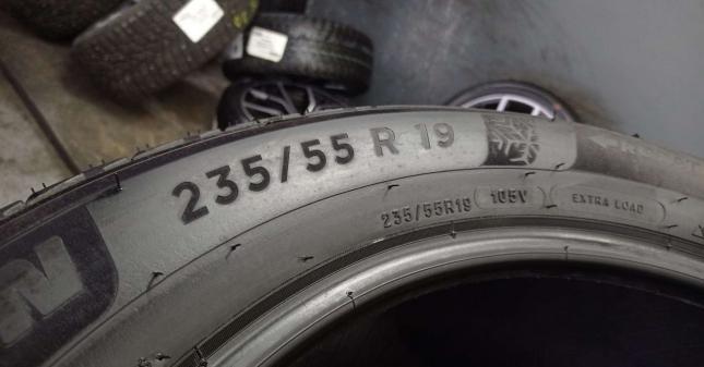 Michelin Alpin 5 235/55 R19