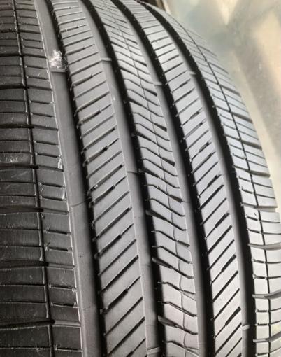 Goodyear Regatta Touring 285/45 R22 114H